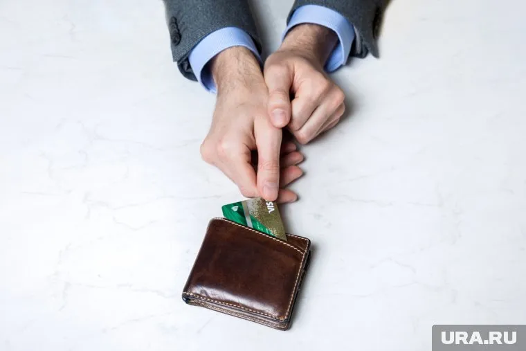 Деньги зять списал у тестя с карты