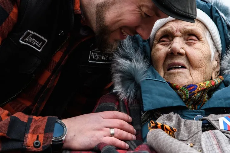 Вручене автомобилей ветеранам УДТК. Екатеринбург