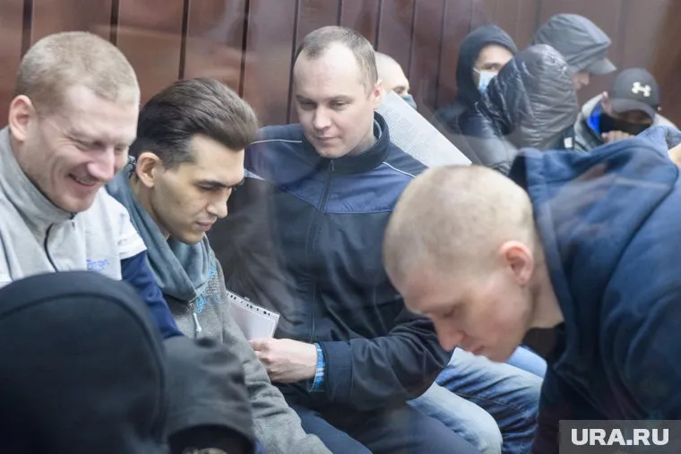 В областном суде рассматривали апелляцию на приговор лидеру хакерской группировки Lurk и его подельникам