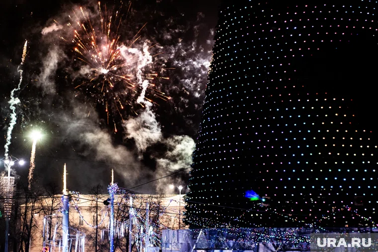 Фейерверк в новогоднюю ночь отменяют с 2022-го