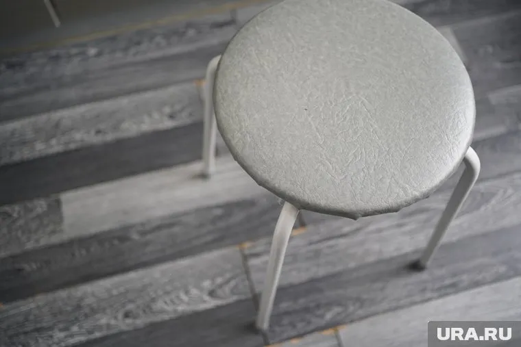 Мужчина начал бить женщину табуретом в ходе ссоры