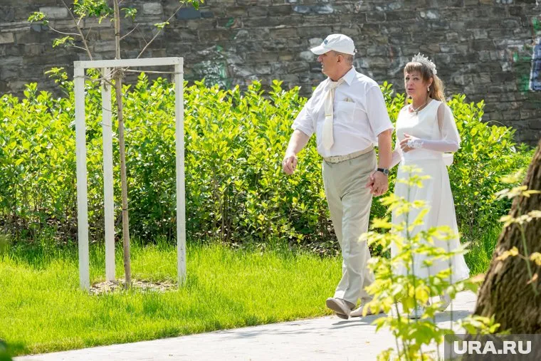 В ГД внесли проект, обязывающий суд примирять семьи при разводе, следует из документа закона