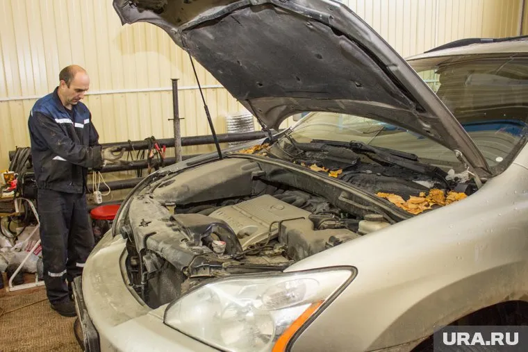 Процедуру техосмотра разумнее отменить, так как она не имеет смысла, заверяют эксперты