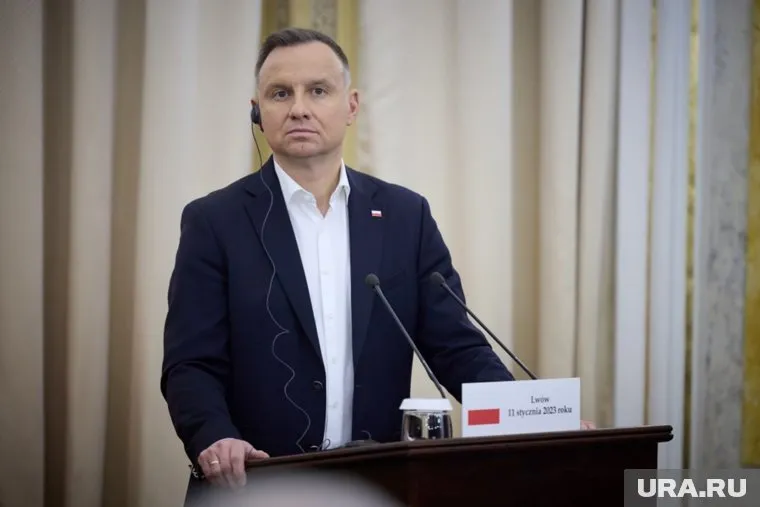 Анджей Дуда (на фото) назначил нового начальника генерального штаба Войска польского Веслава Кукулу