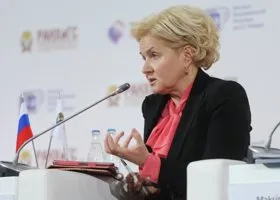 После этого подают в отставку