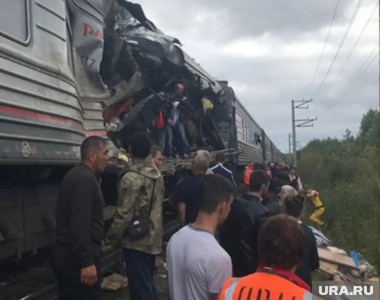 Погибших среди жертв аварии нет