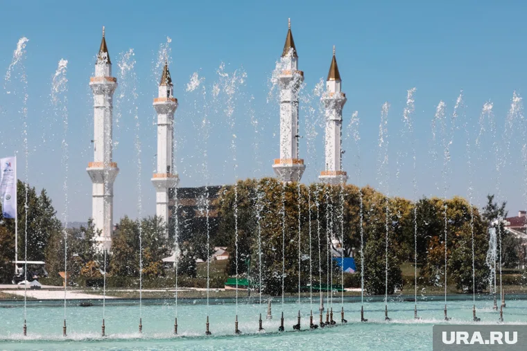 В Грозном прошла церемония закладки капсулы под строительство собора