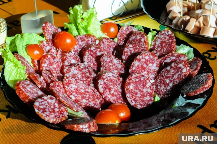 Татьяна Голикова заявила, что детей в школах стали реже кормить колбасой