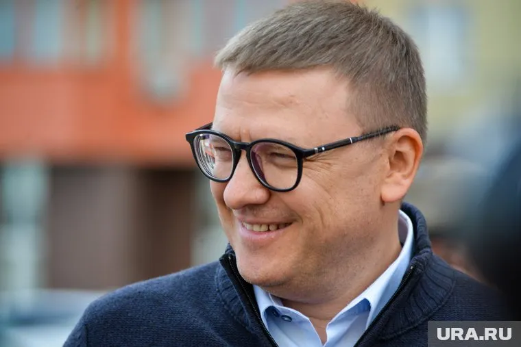 Алексей Текслер встретился с мобилизованными и посмотрел, как они живут в палаточном лагере в Чебаркуле