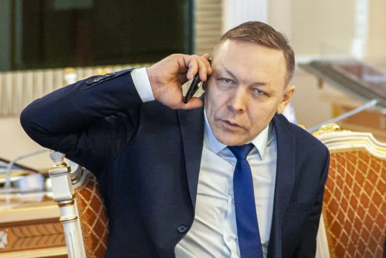 Совещание по реализации нацпроектов с участием Полномочного представителя Президента России в УРФО Николая Цуканова и губернатора ЯНАО Дмитрия Артюхова. Салехард