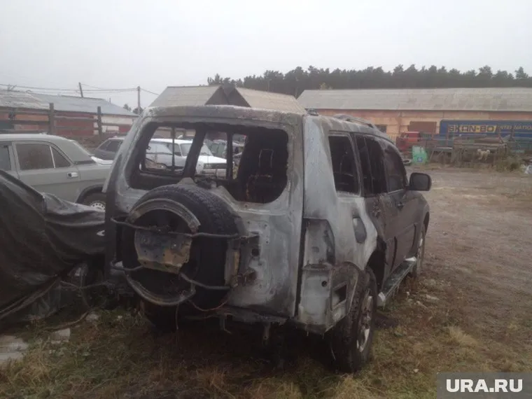 «Мицубиси» Андрея Легрова уничтожен пожаром