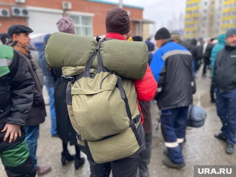 В учебные центры отправили несколько десятков мобилизованных из Нижневартовска и Нижневартовского района