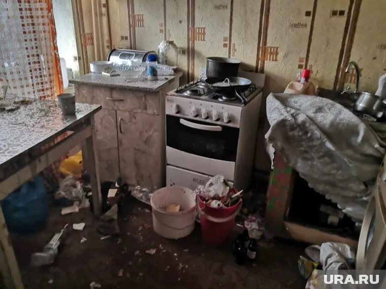 Тела были обнаружены в квартире одного из домов поселка Дубки Ярославского района