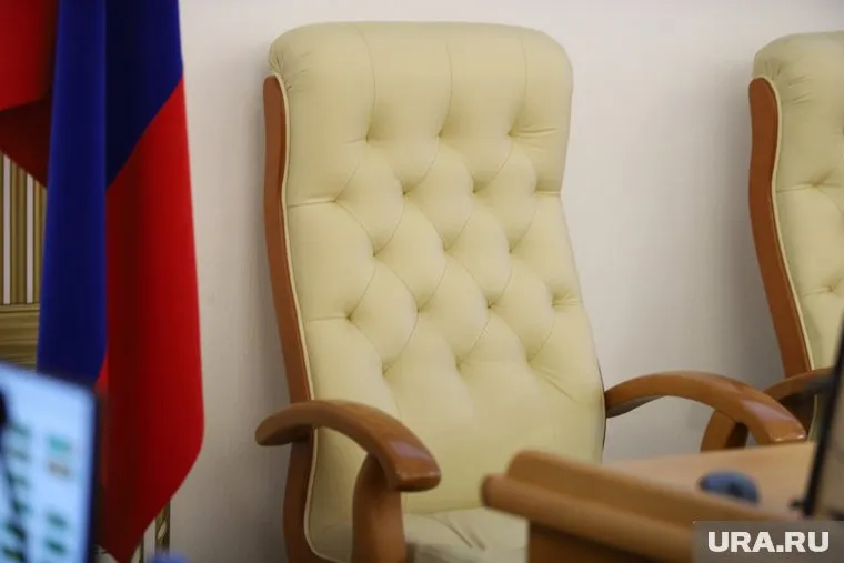 Думу Ханты-Мансийска покинут 15 действующих депутатов