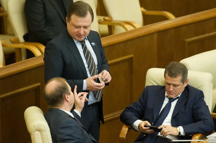 Заседание законодательного собрания СО. Екатеринбург, шептий виктор, иванов максим, исаков олег