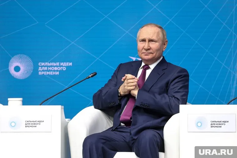 Главы освобожденных территорий встретятся с президентом РФ