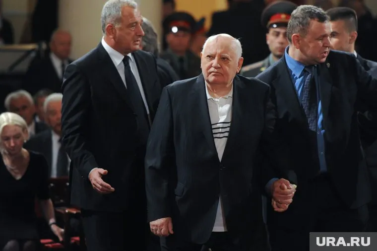 Михаил Горбачев перенес операцию