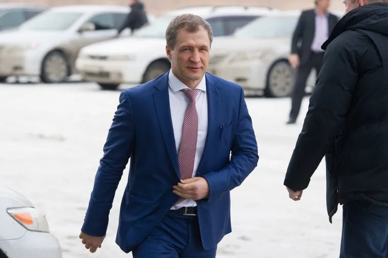 Закрытое совещание ЕР по выборам в Госдуму: сбор участников. Екатеринбург, володин игорь