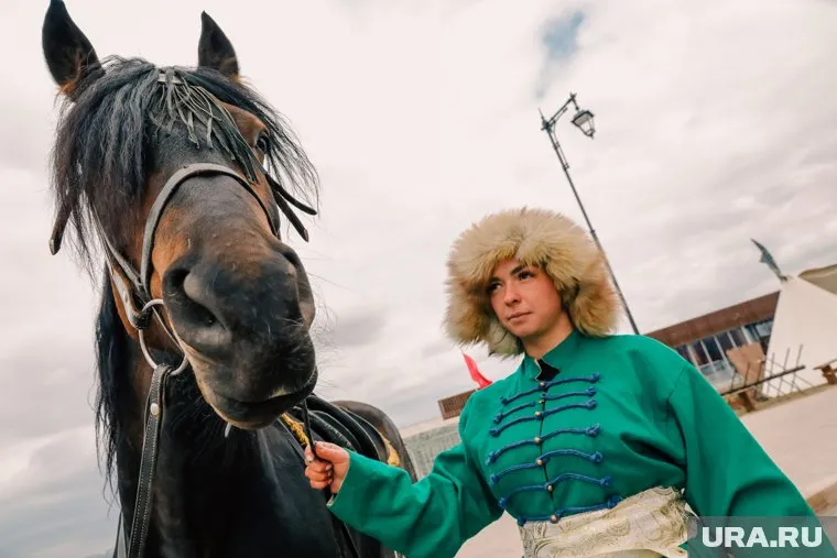 Тюменцы в исторических костюмах доедут до села Покровское