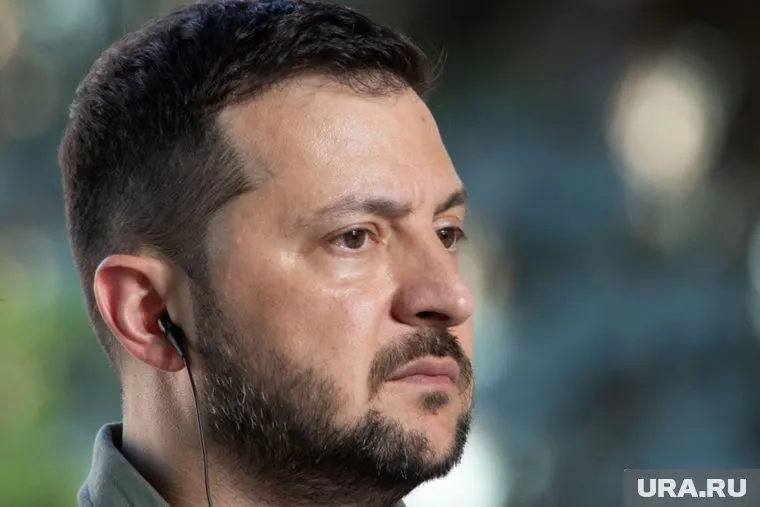 Зеленский уволил замглавы Службы внешней разведки из-за скандала