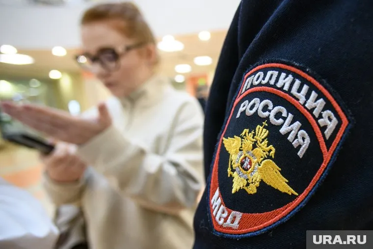 Полиция проводит опрос свидетелей стрельбы в колледже Нового Уренгоя