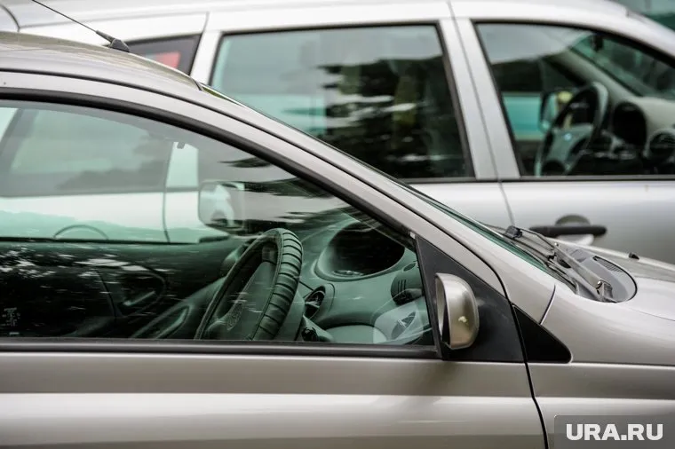 Султан Хамзаев предложил временно отбирать у россиян автомобили, имеющие слишком шумный выхлоп