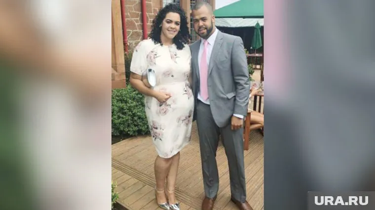 На 140-килограммовой Ашер Олсен не сошелся ремень безопасности в самолете