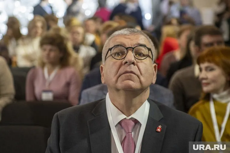 Игорь Сапко заявил, что он вне политики