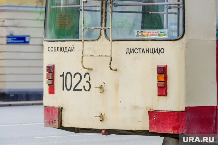 Движение через перекресток Свердловского и Комсомольского проспектов возобновлено