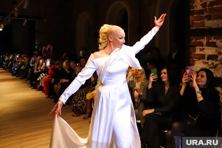 Продюсер раскрыл, за сколько Волочкова покажет шоу со шпагатом