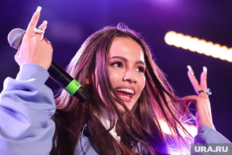 Вале Карнавал могут заблокировать счет в банке, передает Shot