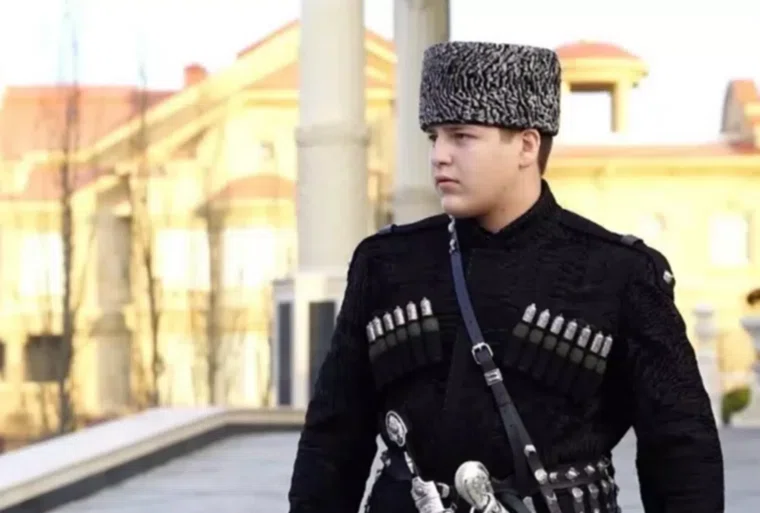 Адам Кадыров получил новую медаль, на этот раз от ГИБДД