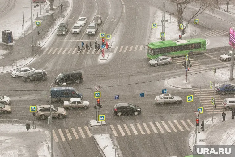 В новом ГОСТе хотят ввести ограничения скорости в 20-40 км/ч на перекрестках