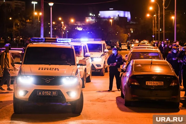 В несанкционированной акции в Екатеринбурге участвовали, по разным оценкам, от 2,5 до 10 тысяч человек