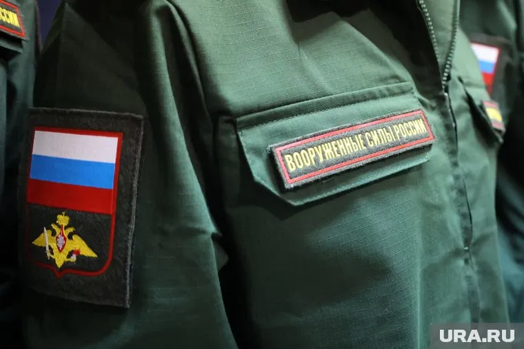 Жители Соликамска поздравят с 23 февраля своих земляков, находящихся в зоне спецоперации