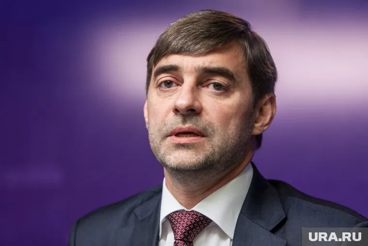 Заявление депутат написал по собственному желанию