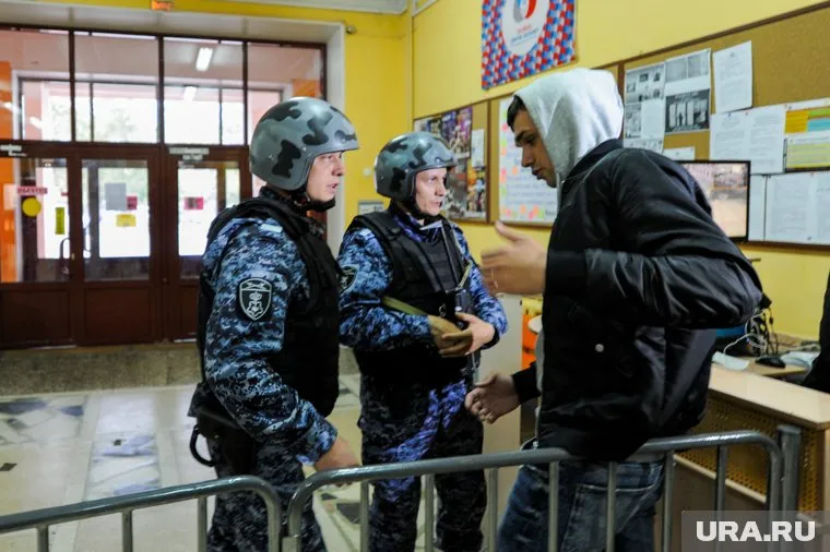 Школьникам расскажут об опасности участия в несанкционированных митингах