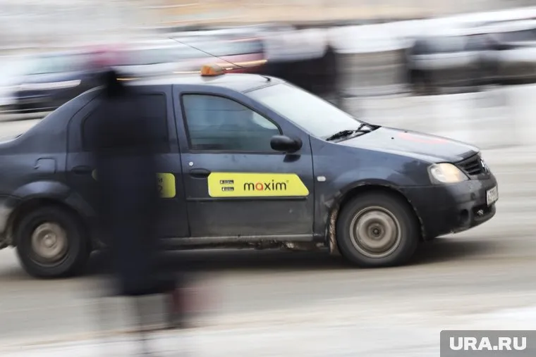 В сервисе заказа такси отметили, что у них нет специального новогоднего тарифа