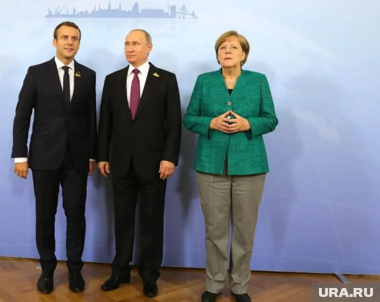 Владимир Путин провел переговоры с Эммануэлем Макроном