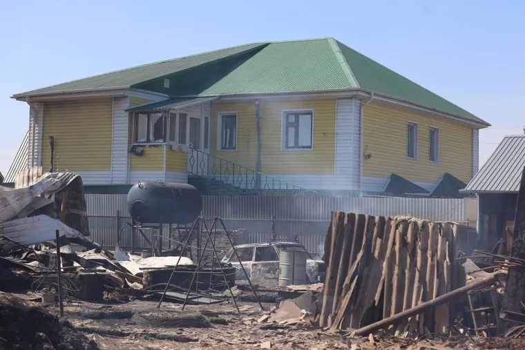 Смолино. Последствия пожара. Курган