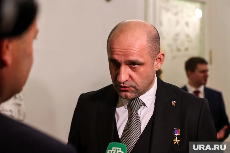 Первый возит за пределы Свердловской области полпред Артем Жога сделал в Челябинск