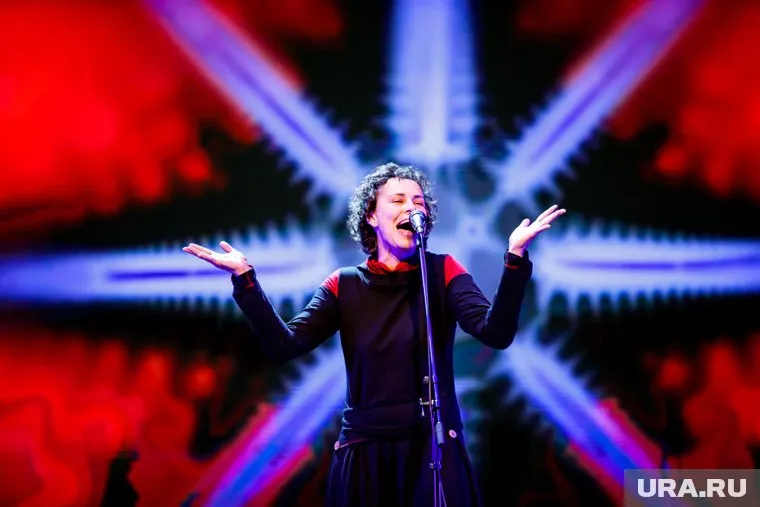 Юлия Чичерина поздравит магнитогорцев с Днем города и Днем металлурга