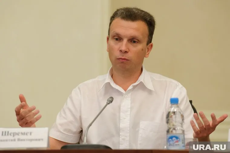 Шеремет поделился соображениями по поводу "настройки" молодежной политики в регионе