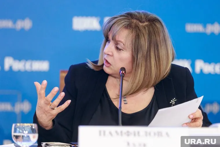 Элла Памфилова повредила палец на руке и получила травму от шокера