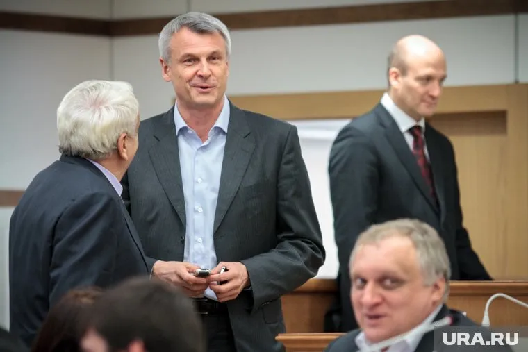 Сергей Носов - активный пользователь, но страницу во "ВКонтакте" завел по большей части для подчиненных