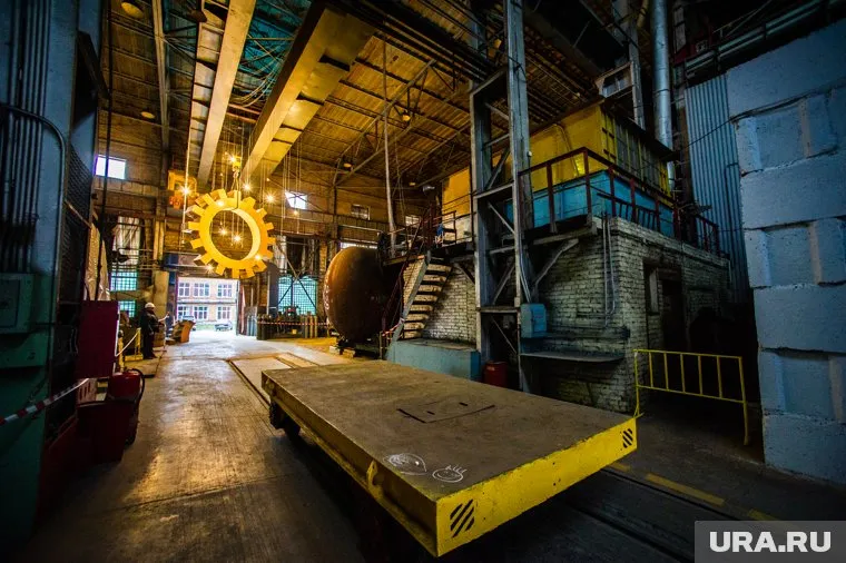 Площадку «Уралхиммаша» не в первый раз открывают для посетителей. Завод участвовал в индустриальной выставке биеннале, а также в Ночи музеев