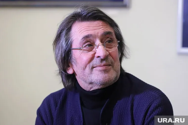 Дирижер Юрий Башмет проведет мастер-класс для юных артистов 