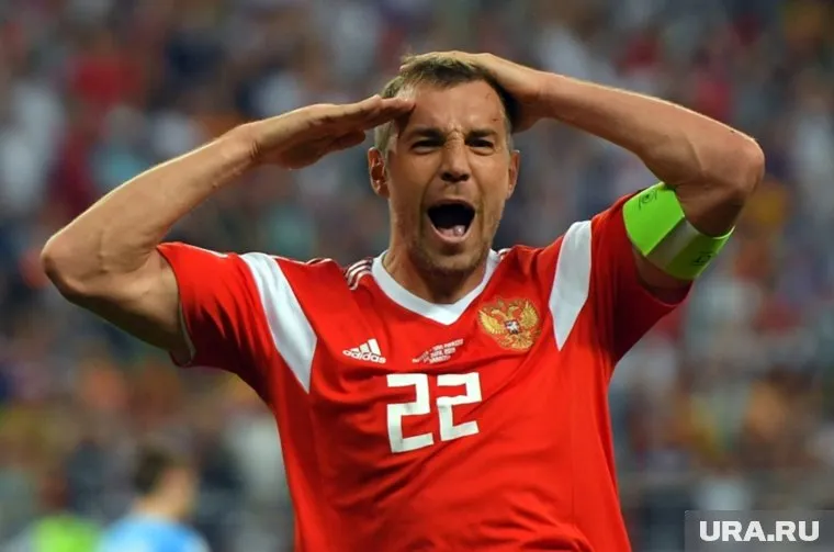 Футболист не раз оказывался в центре внимания общественности