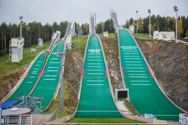 Алексей Чеканов и трамплины на горе "Долгая". Екатеринбург