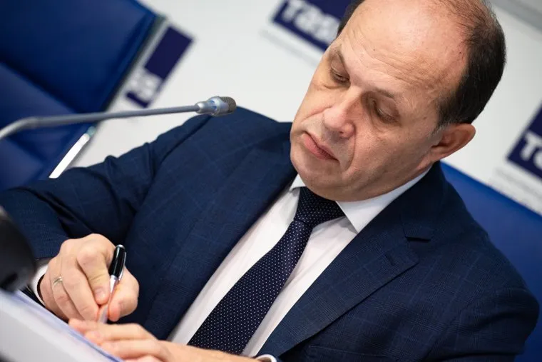 Пресс-конференция, посвященная проведению VI Международного форума высотного и уникального строительства 100+ Forum Russia и Всемирного дня городов. Екатеринбург